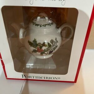 Portmeirion England “The Holly & The Ivy” Ceramic Mini Teapot Christmas Ornament